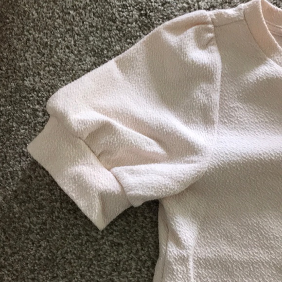 Pink LOFT puff sleeve 🌸 - Picture 2 of 8